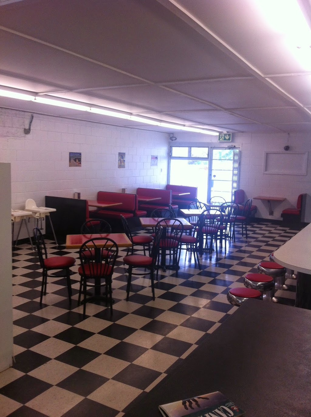 Concessis Long Beach Market | 12190 Lakeshore Rd, Wainfleet, ON L0S 1V0, Canada | Phone: (905) 899-9992
