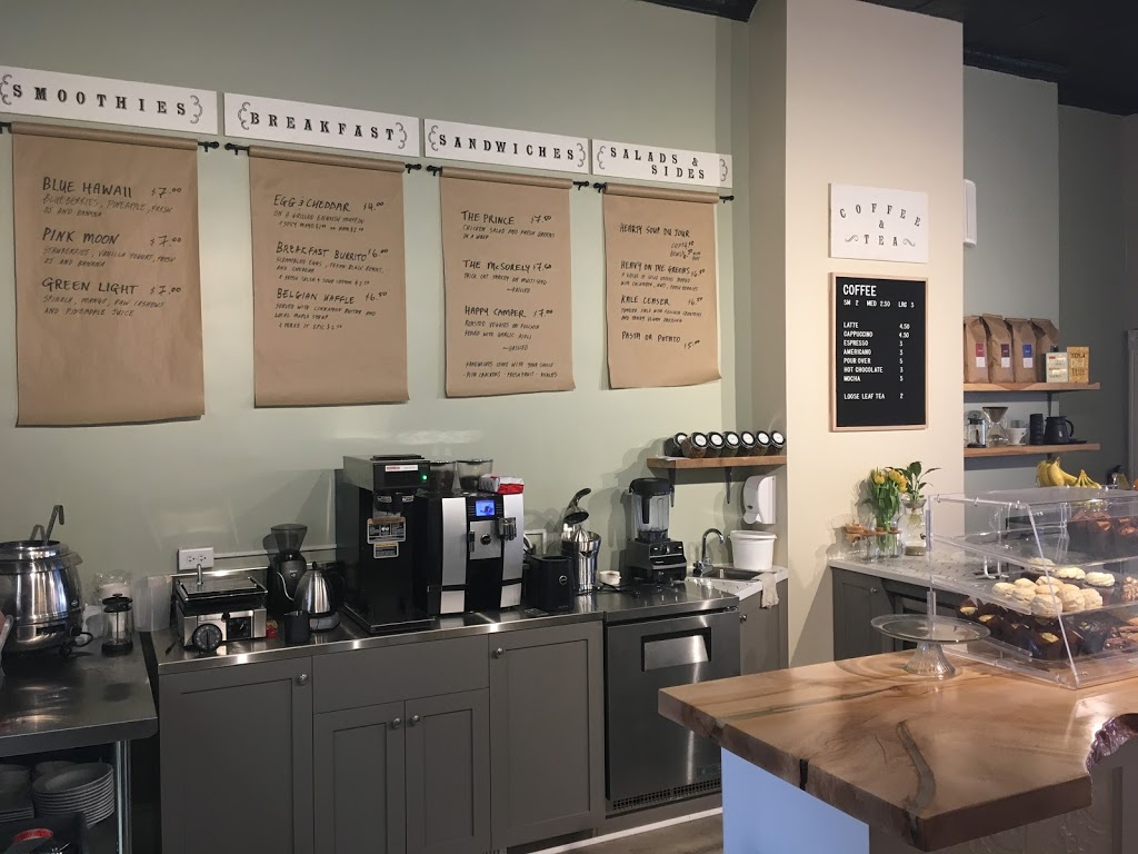 The Carolinian Café | 5 Cayuga St N, Cayuga, ON N0A 1E0, Canada | Phone: (289) 426-2686