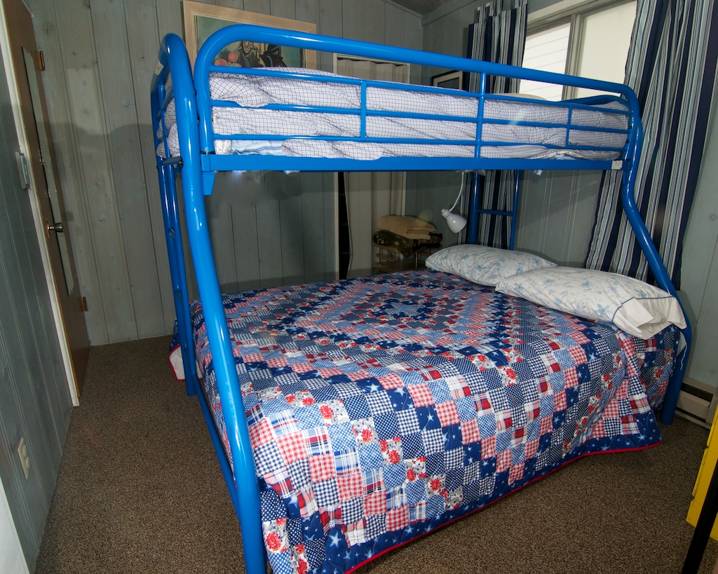 Birch Bay Cabin Rental | 7358 Birch Bay Dr, Blaine, WA 98230, USA | Phone: (778) 786-0922