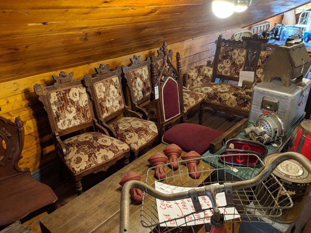 Aberfoyle Antique Market | 57 Brock Rd S, Puslinch, ON N0B 2J0, Canada | Phone: (519) 763-1077