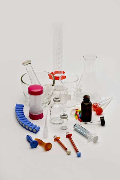 Falls Pharmacy | 6635 Drummond Rd, Niagara Falls, ON L2G 4N4, Canada | Phone: (905) 354-3883
