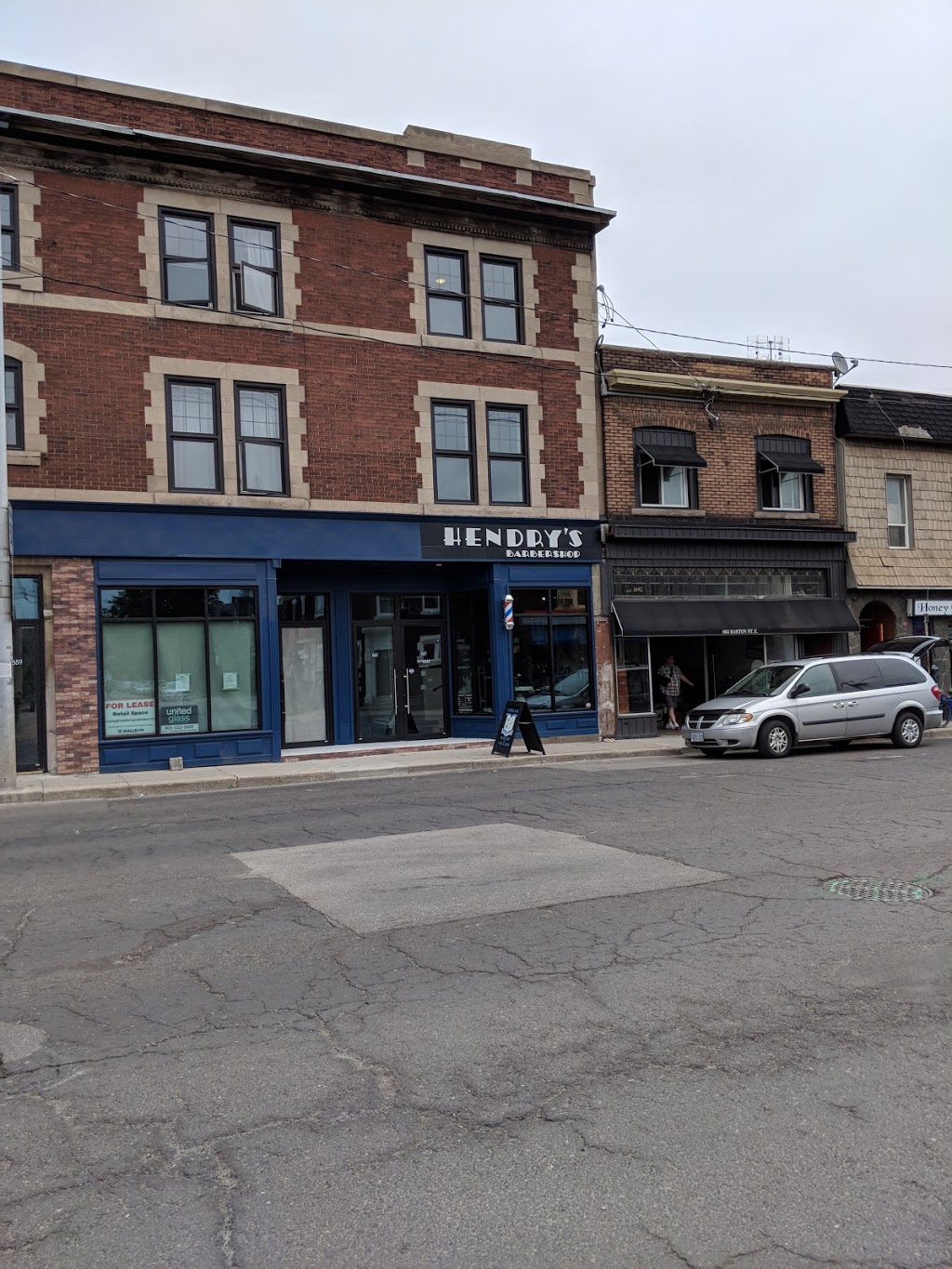 Hendrys Barbershop | 661 Barton St E, Hamilton, ON L8L 3A3, Canada | Phone: (289) 389-9001
