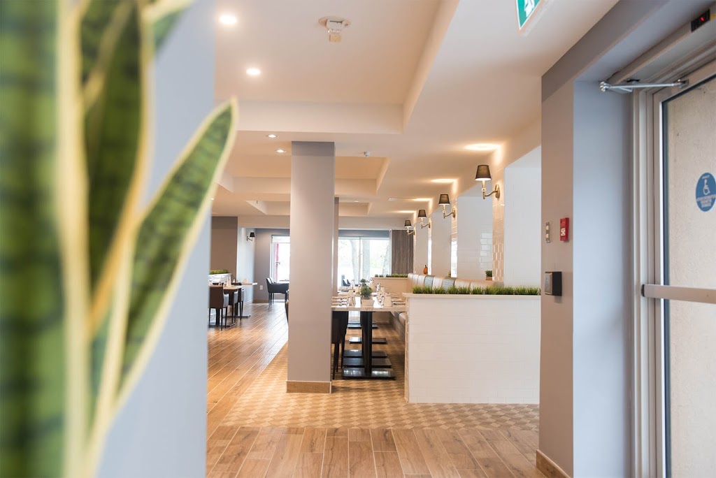 Manoir Pierrefonds | 18465 Boul Gouin O, Pierrefonds, QC H9K 1A6, Canada | Phone: (514) 626-6651