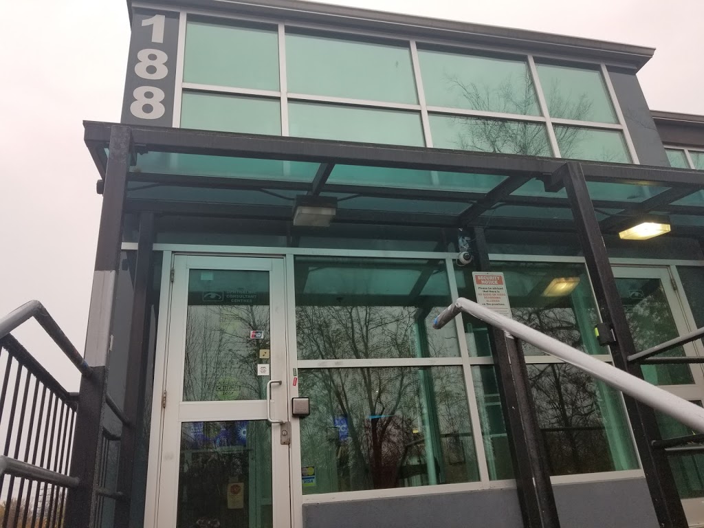OCC Eyecare | 1880 Sismet Rd, Mississauga, ON L4W 1W9, Canada | Phone: (905) 212-9482