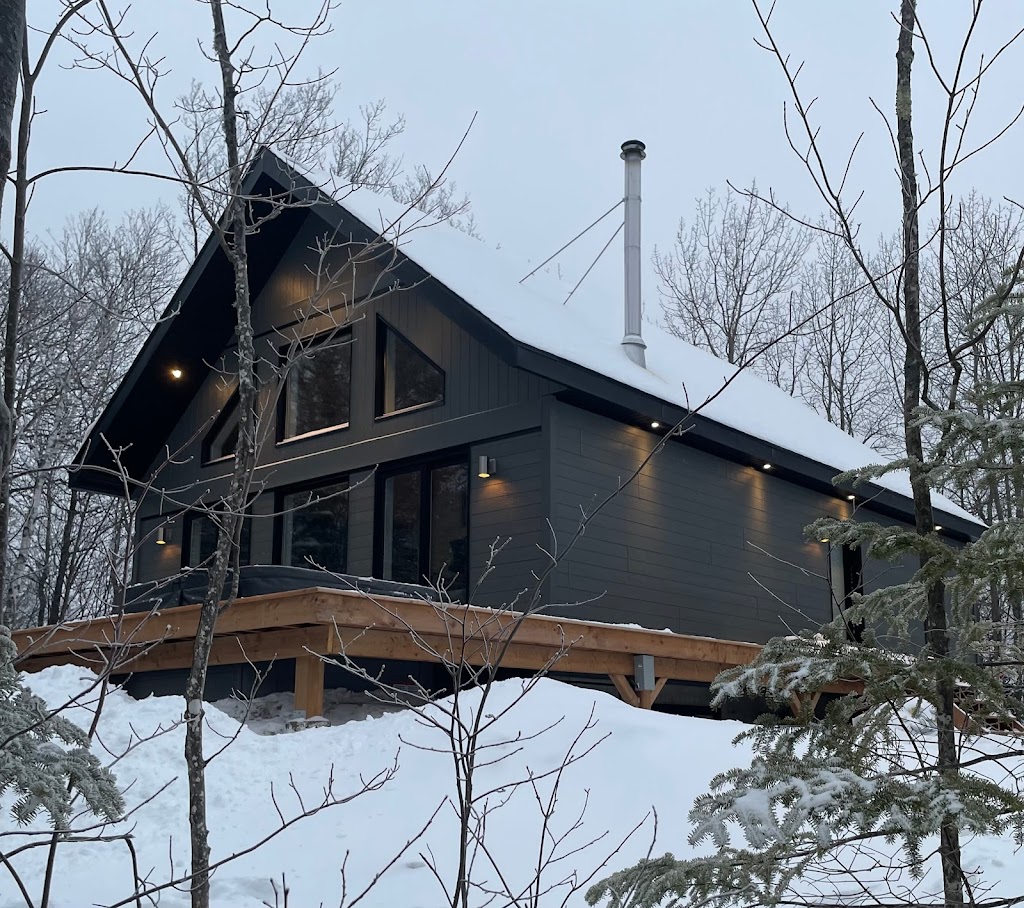 Chalet lIntime des Hauteurs | 61 rue du Prestige, Saint-Côme, QC J0K 2B0, Canada | Phone: (514) 883-6301