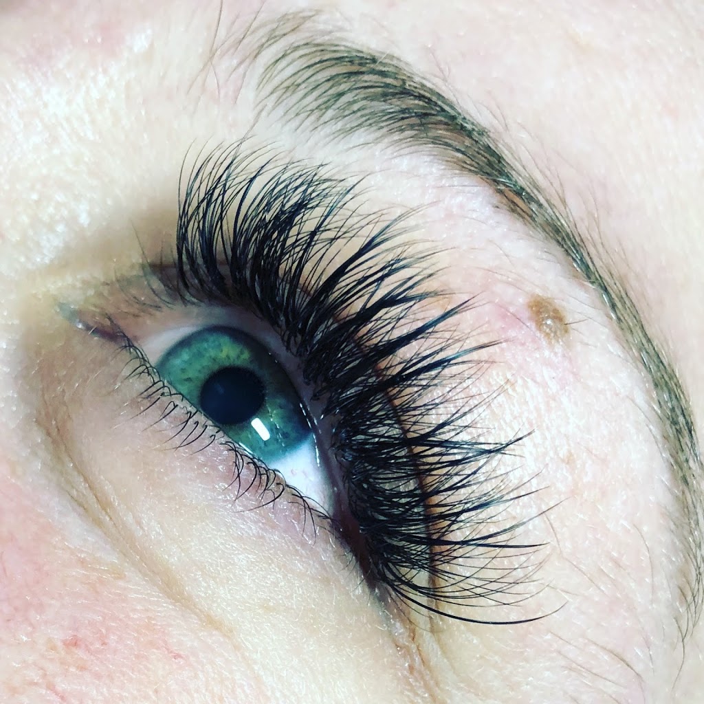 Lash Shack Victoria | 3171 Woodpark Dr, Victoria, BC V9C 1P2, Canada | Phone: (250) 884-9311