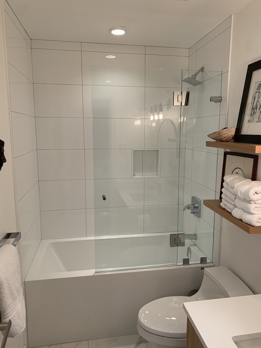 Keystone Tile | 4728 Brentwood Dr, Burnaby, BC V5C 0G2, Canada | Phone: (604) 765-0141