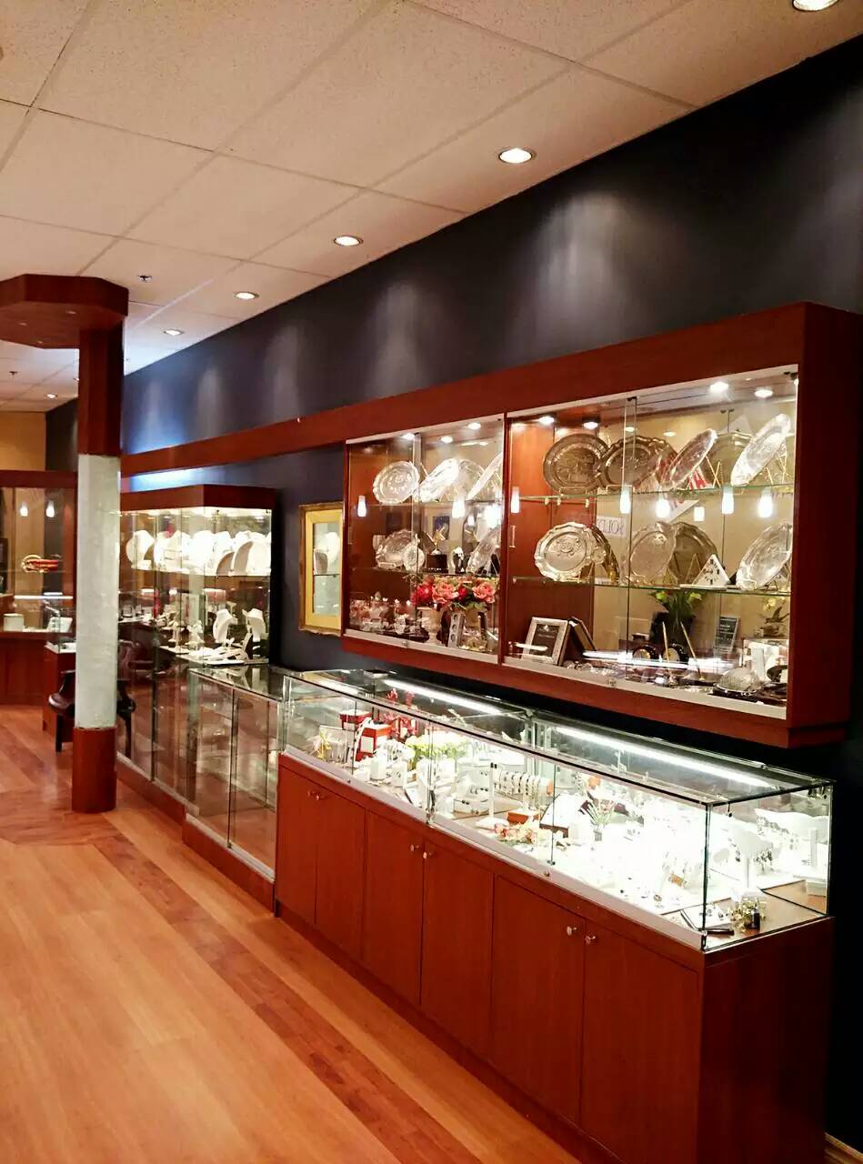 Bijoux La Méduse | 7250 Boulevard Taschereau #18, Brossard, QC J4W 1M9, Canada | Phone: (450) 671-5100