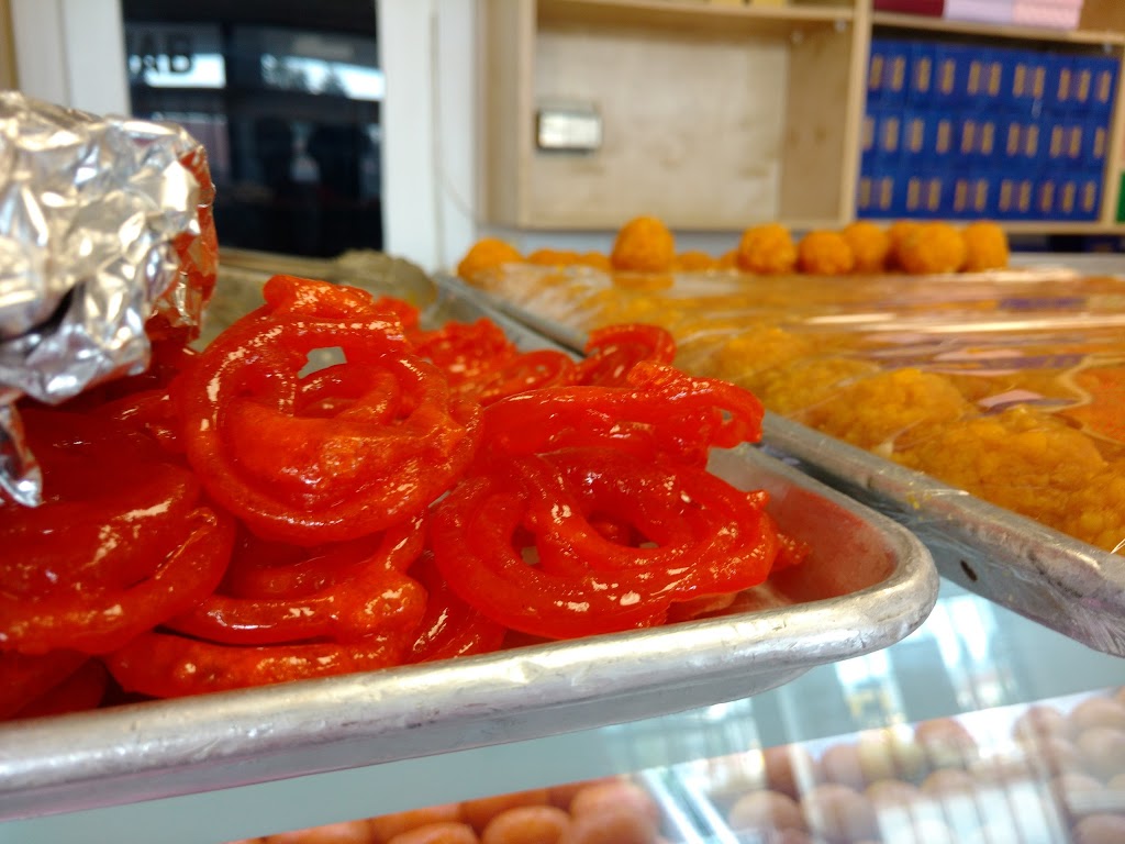 Pak Punjab Sweets & Samosa House | 12835 96 Ave, Surrey, BC V3V 6V9, Canada | Phone: (604) 585-8686