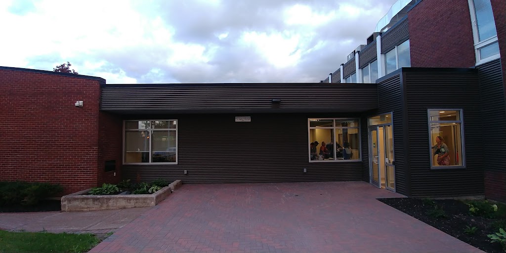 Community Credit Union: Business Innovation Centre | 5 Ratchford St, Amherst, NS B4H 1X2, Canada | Phone: (902) 667-5700