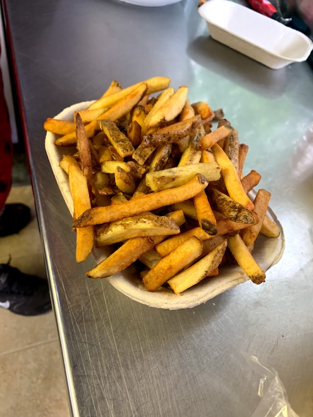 The Queen of Fries | 7546 ON-35, Norland, ON K0M 2L0, Canada | Phone: (705) 821-2825