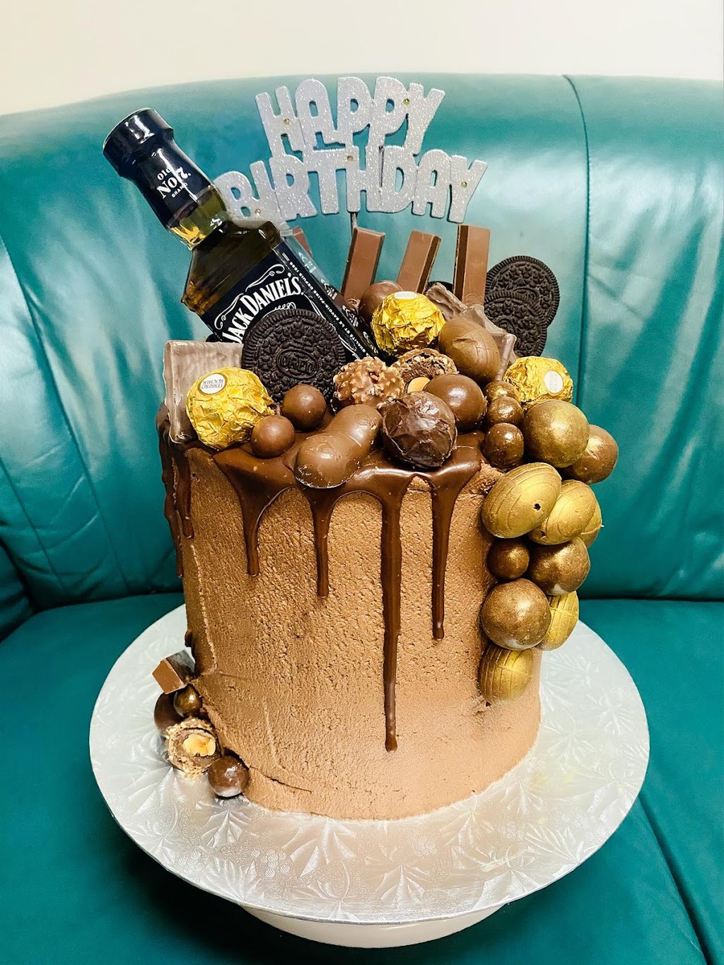 The Cake Tree | 1183 Falconridge Dr NE, Calgary, AB T3J 1A3, Canada | Phone: (403) 835-2241