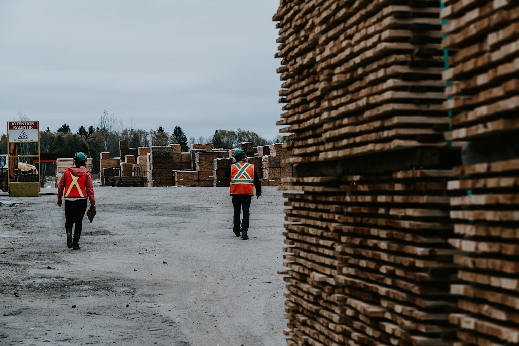 Barrette Wood | 110 Rte de Ste Hedwidge, Roberval, QC G8H 2M9, Canada | Phone: (418) 275-3798