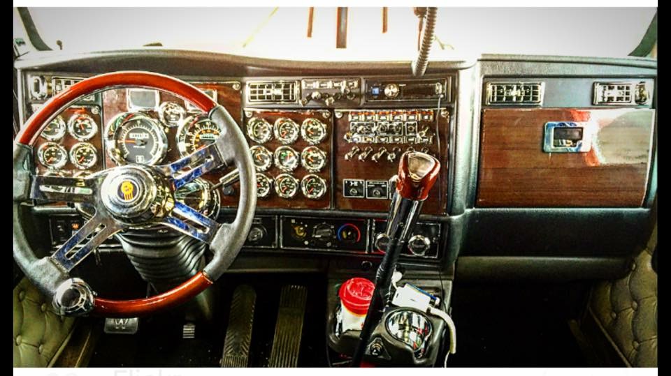 Clean 18 Truck Wash & Detailing | 2557 Barton St E, Hamilton, ON L8E 2X2, Canada | Phone: (289) 389-5552