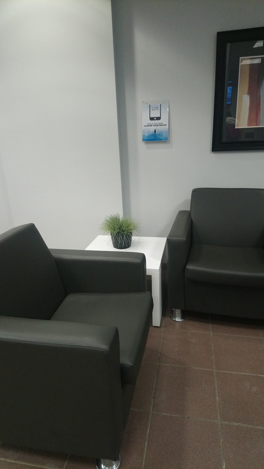 Bank Street Kia Service Centre | 2559 Bank St, Gloucester, ON K1T 1P1, Canada | Phone: (613) 801-0269