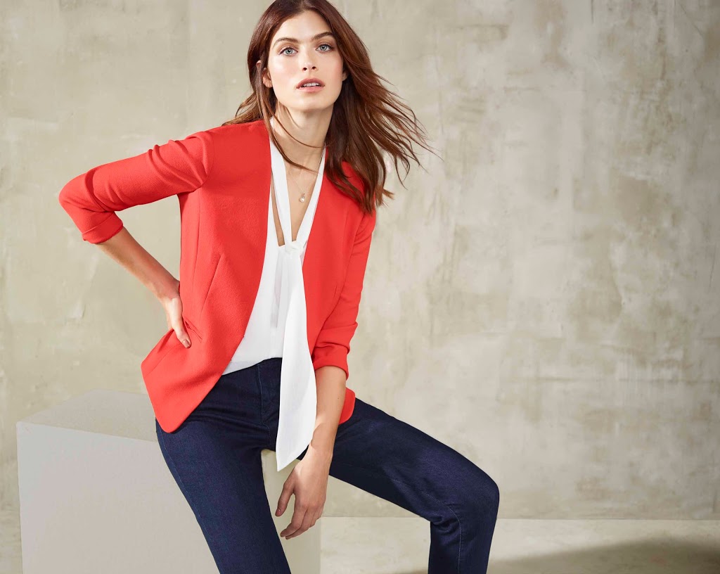 Iris Setlakwe Collection | 285 Chemin Knowlton, Knowlton, QC J0E 1V0, Canada | Phone: (450) 243-6444