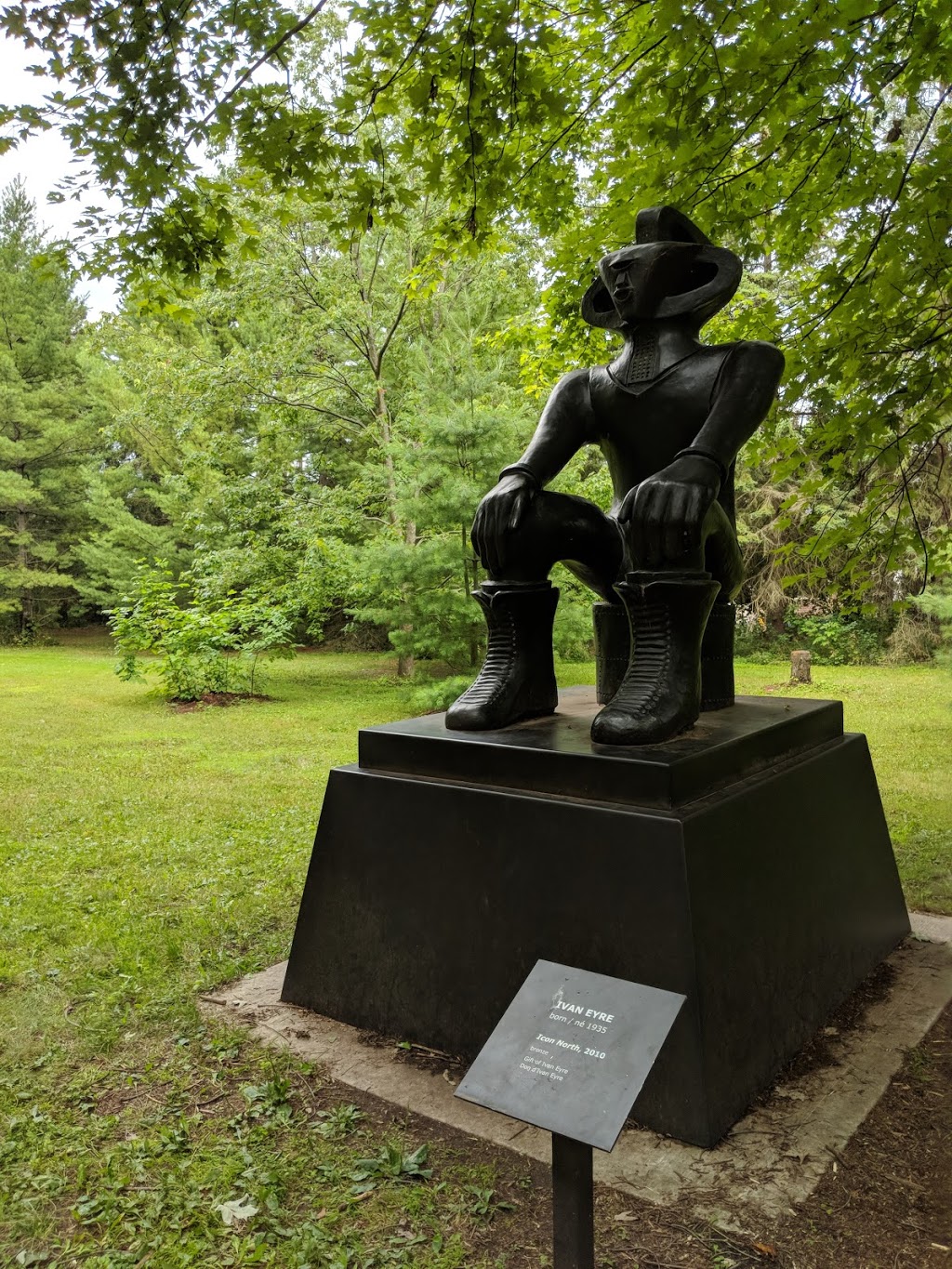 Sculpture Garden at McMichaels Canadian Collection | Vaughan, ON L4H 3N5, Canada