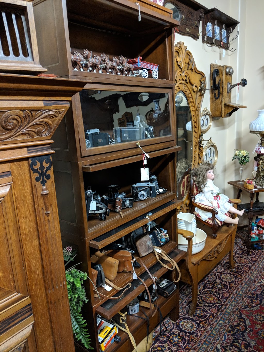 Classic European Antiques | 13314 126 Ave NW, Edmonton, AB T5L 3E1, Canada | Phone: (780) 482-4414