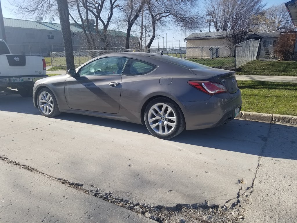 AutoSpektr | 1071 Oxford St W Unit 2, Springfield, MB R2C 2Z2, Canada | Phone: (204) 202-8280