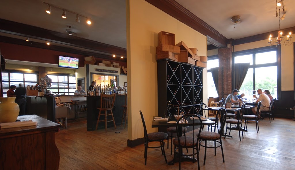 Lago Trattoria | 95 Main St, Newport, VT 05855, USA | Phone: (802) 334-8222
