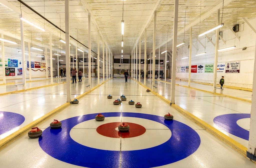 Drumheller Curling Club | 10 Riverside Dr E, Drumheller, AB T0J 0Y0, Canada | Phone: (403) 820-4787