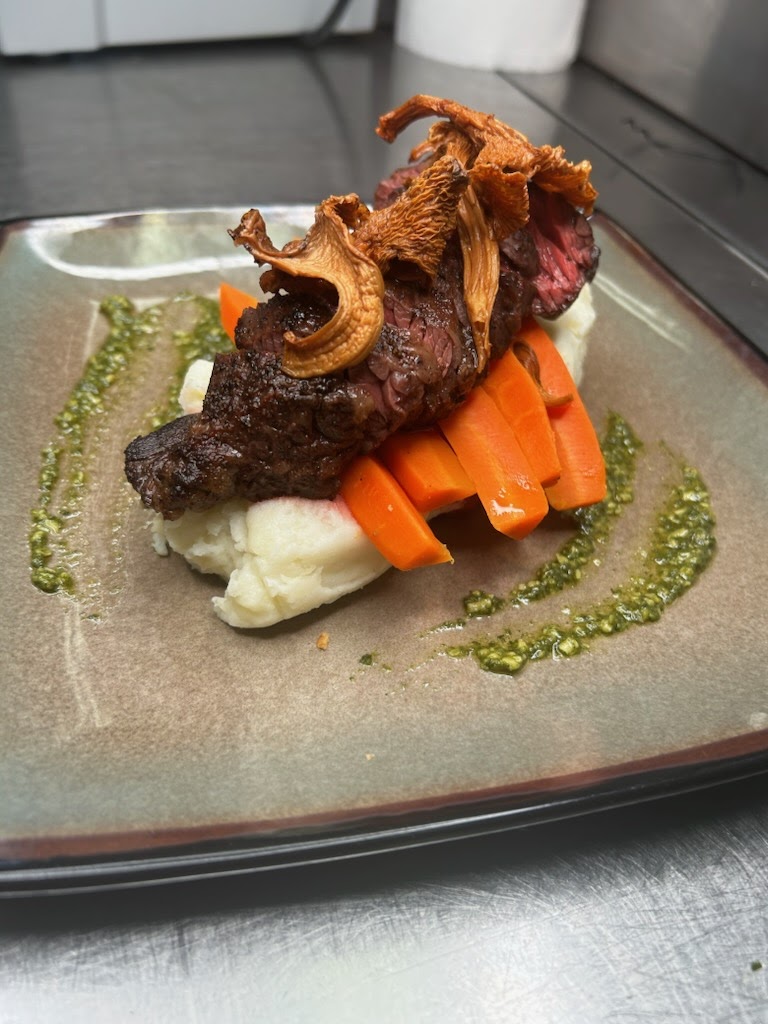 Pipers Restaurant & Patio at Glasgow Hills | 98 Glasgow Hills Dr, New Glasgow, PE C0A 1N0, Canada | Phone: (902) 621-2200