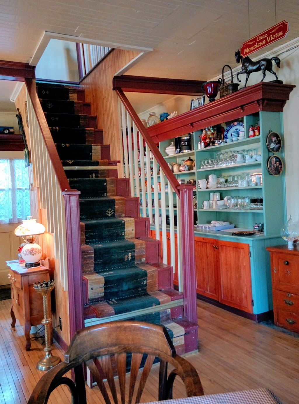 Auberge Le Saint-Leon | 999 Chemin de Piopolis, Val-Racine, QC G0Y 1E1, Canada | Phone: (819) 657-1037