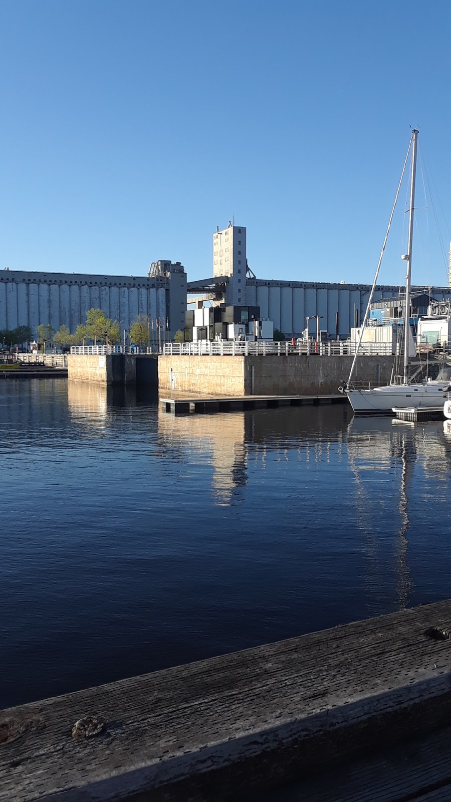 Cafe Terrasse La Marina | 70 Quai Saint-André, Québec, QC G1K 3Y2, Canada | Phone: (418) 692-6455