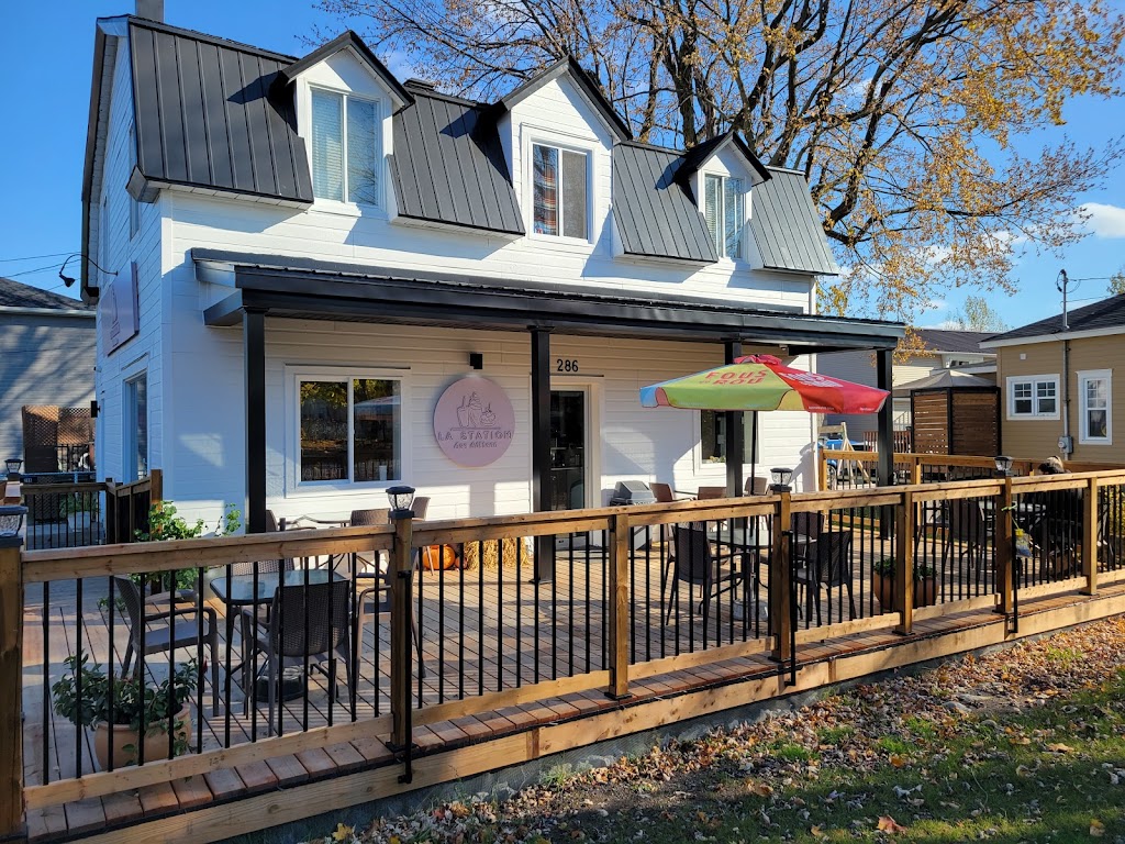 La station des délices | 286 Bd DYouville, Châteauguay, QC J6J 4R6, Canada | Phone: (450) 691-6190