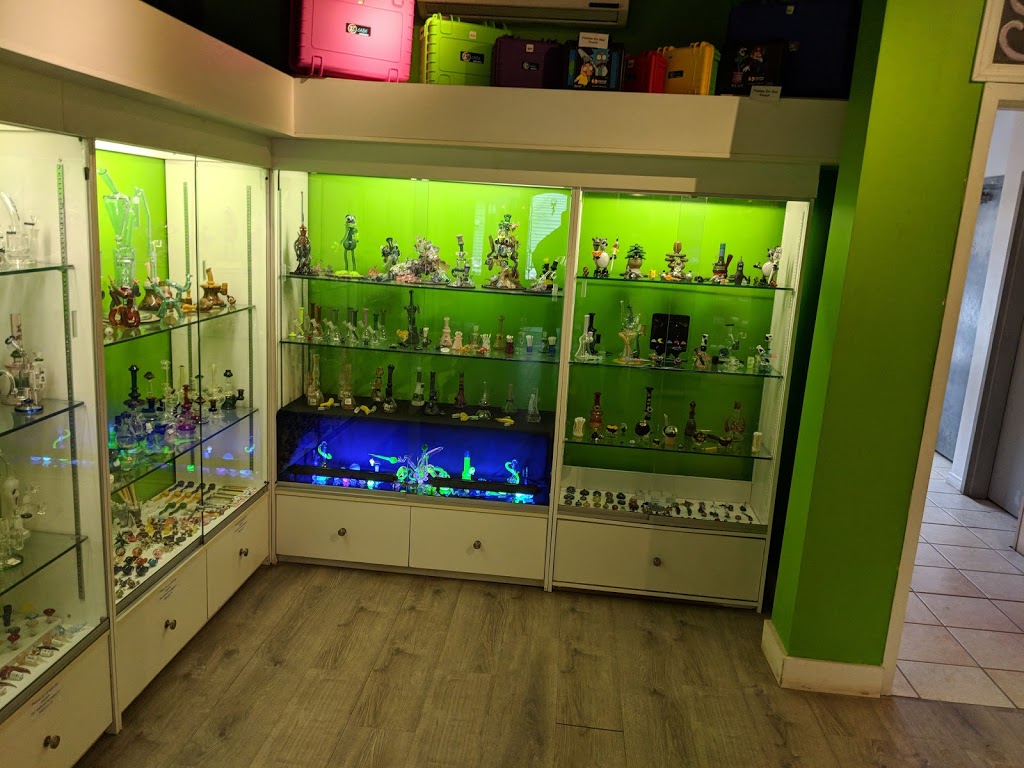 710 Kingston | 692 King St W, Kingston, ON K7M 2E8, Canada | Phone: (613) 929-1210