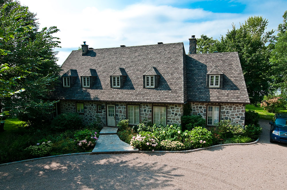 Île dOrléans Roofing | 6 Rue Saint Exupéry, Québec, QC G1C 3K4, Canada | Phone: (418) 667-0041