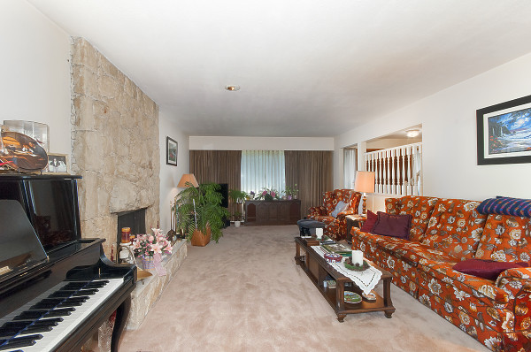 Gus Batal | 2187 Bellevue Ave #705, West Vancouver, BC V7V 1H9, Canada | Phone: (604) 644-2787