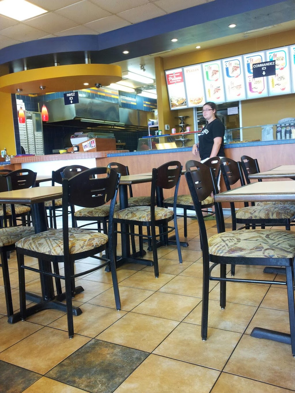 Pizza Plateau | 20 Boul du Plateau, Gatineau, QC J9A 3K7, Canada | Phone: (819) 777-0909