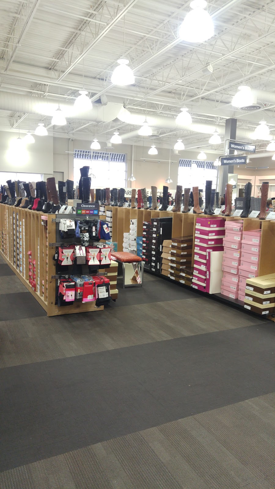 Dsw hot sale heartland centre