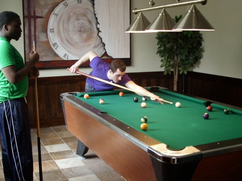 The Officers Quarters | 15 Cole Crescent, Miramichi, NB E1N 6K2, Canada | Phone: (506) 352-0252