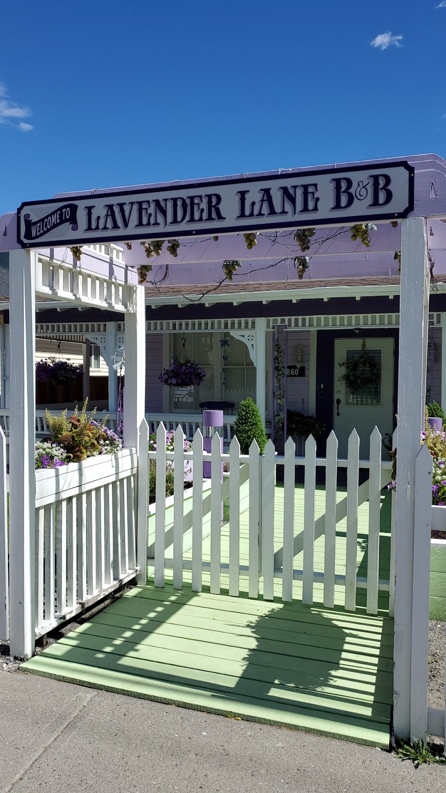 Lavender Lane Bed and Breakfast | 860 Main St, Lillooet, BC V0K 1V0, Canada | Phone: (250) 256-0660