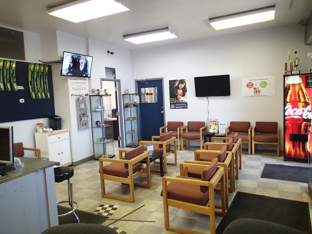 Best Price Auto | 1300 Algoma Rd, Gloucester, ON K1B 3W8, Canada | Phone: (613) 746-2378
