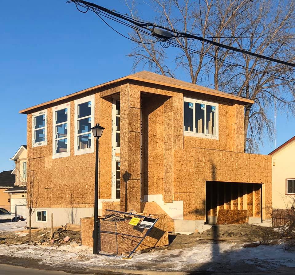 Realtor - Sonia Sharma | 139 Bessboro St, Winnipeg, MB R3Y 1G1, Canada | Phone: (204) 963-6253