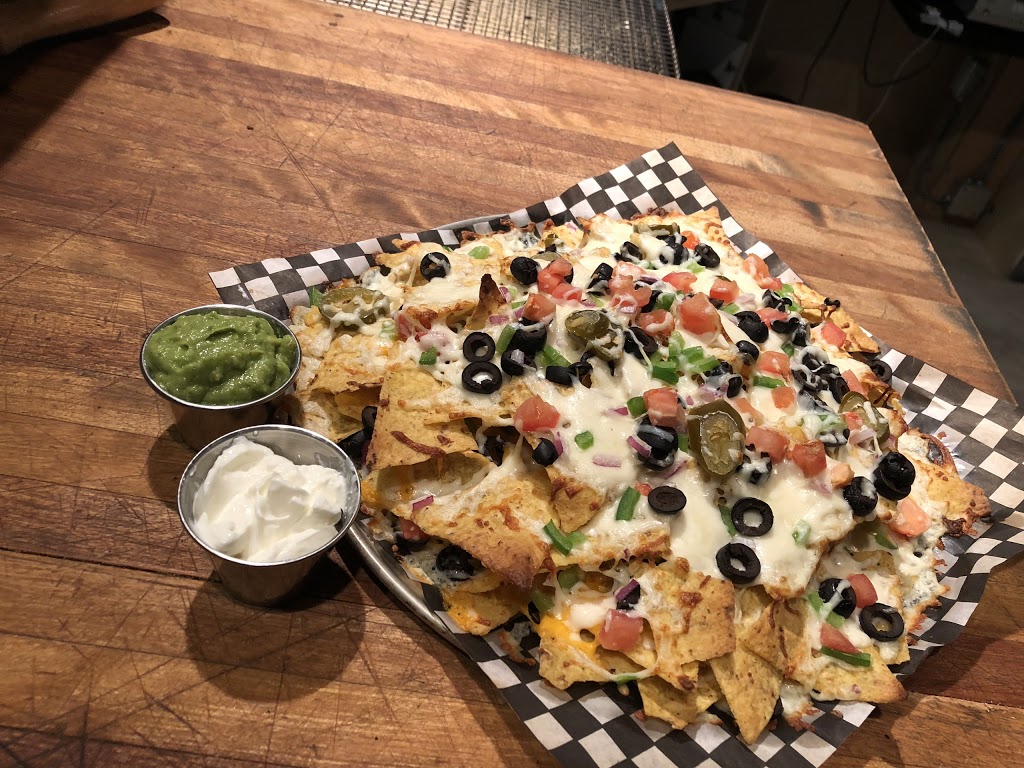 Carmanah Pizza | 39 King George St, Lake Cowichan, BC V0R 2G0, Canada | Phone: (250) 932-7776