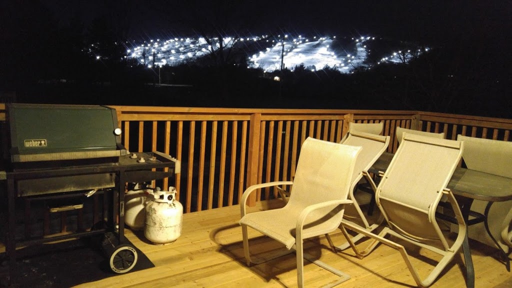 Vacation in Blue Mountain, Ontario | 147 Kandahar Ln, The Blue Mountains, ON L9Y 0N3, Canada | Phone: (416) 528-6697