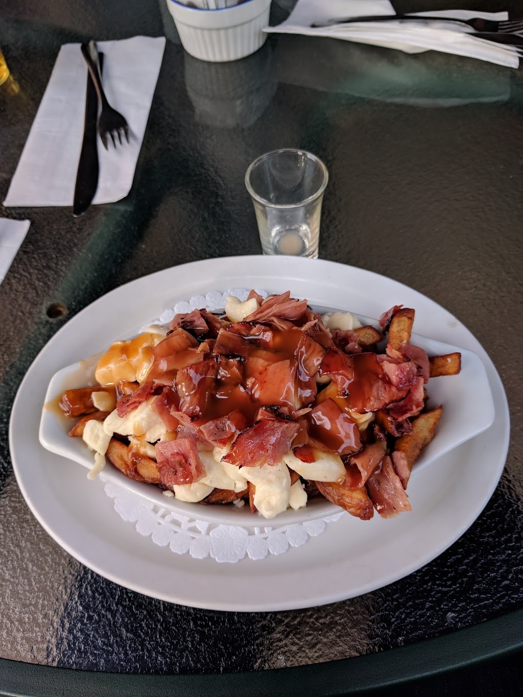 Restaurant Au Plein Air | 23 Rue Notre Dame, Oka, QC J0N 1E0, Canada | Phone: (450) 479-6004