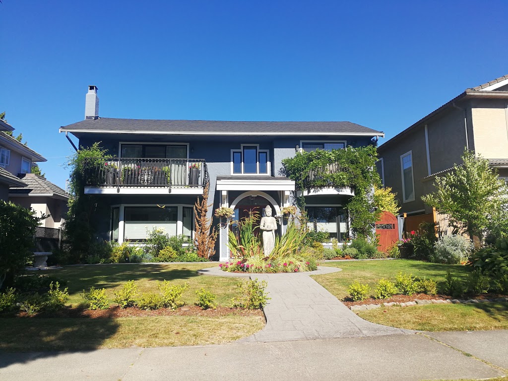 Trafalgar Park | 2610 W 23rd Ave, Vancouver, BC V6L 1N7, Canada | Phone: (604) 873-7000