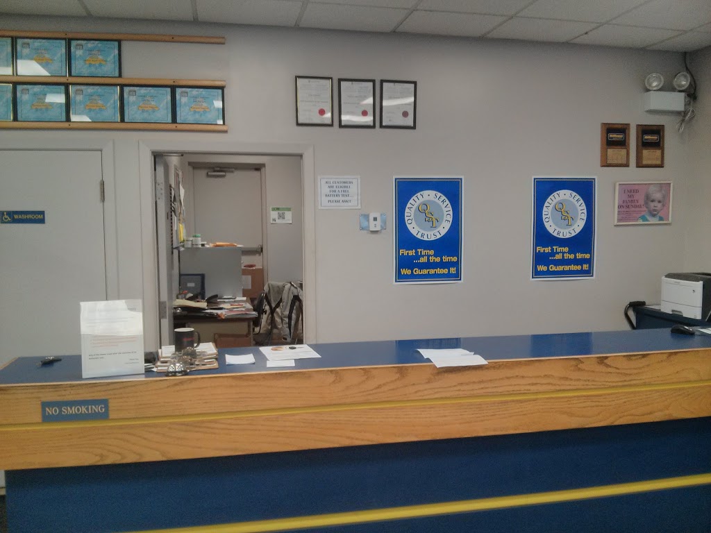The Mufflerman - London East | 1407 Dundas St, London, ON N5W 3B7, Canada | Phone: (519) 659-1155