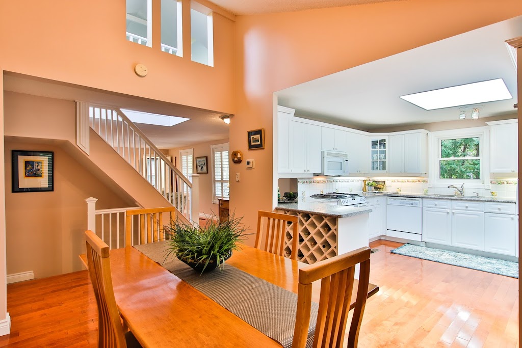 Postcard Homes | 477 Mt Pleasant Rd, Toronto, ON M4S 2L9, Canada | Phone: (416) 489-2121