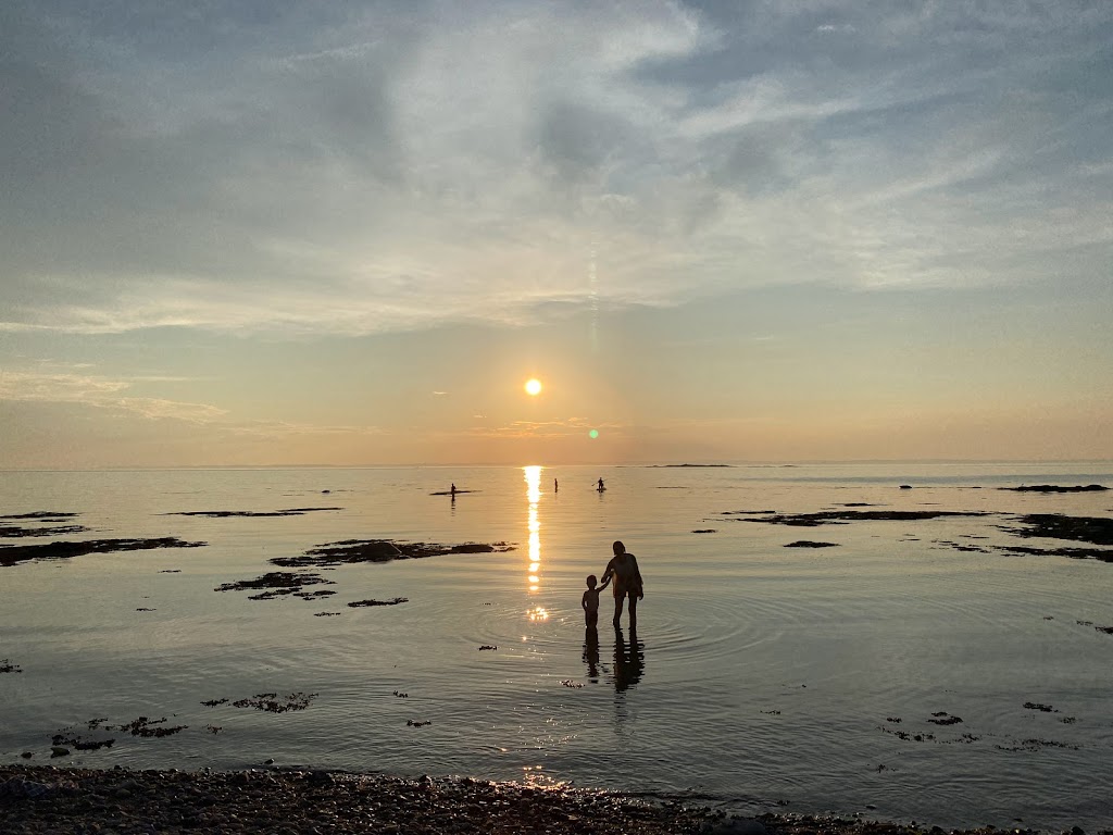 Camping plage Trois-Pistoles | 130 Chem. Rioux, Trois-Pistoles, QC G0L 4K0, Canada | Phone: (418) 851-2403