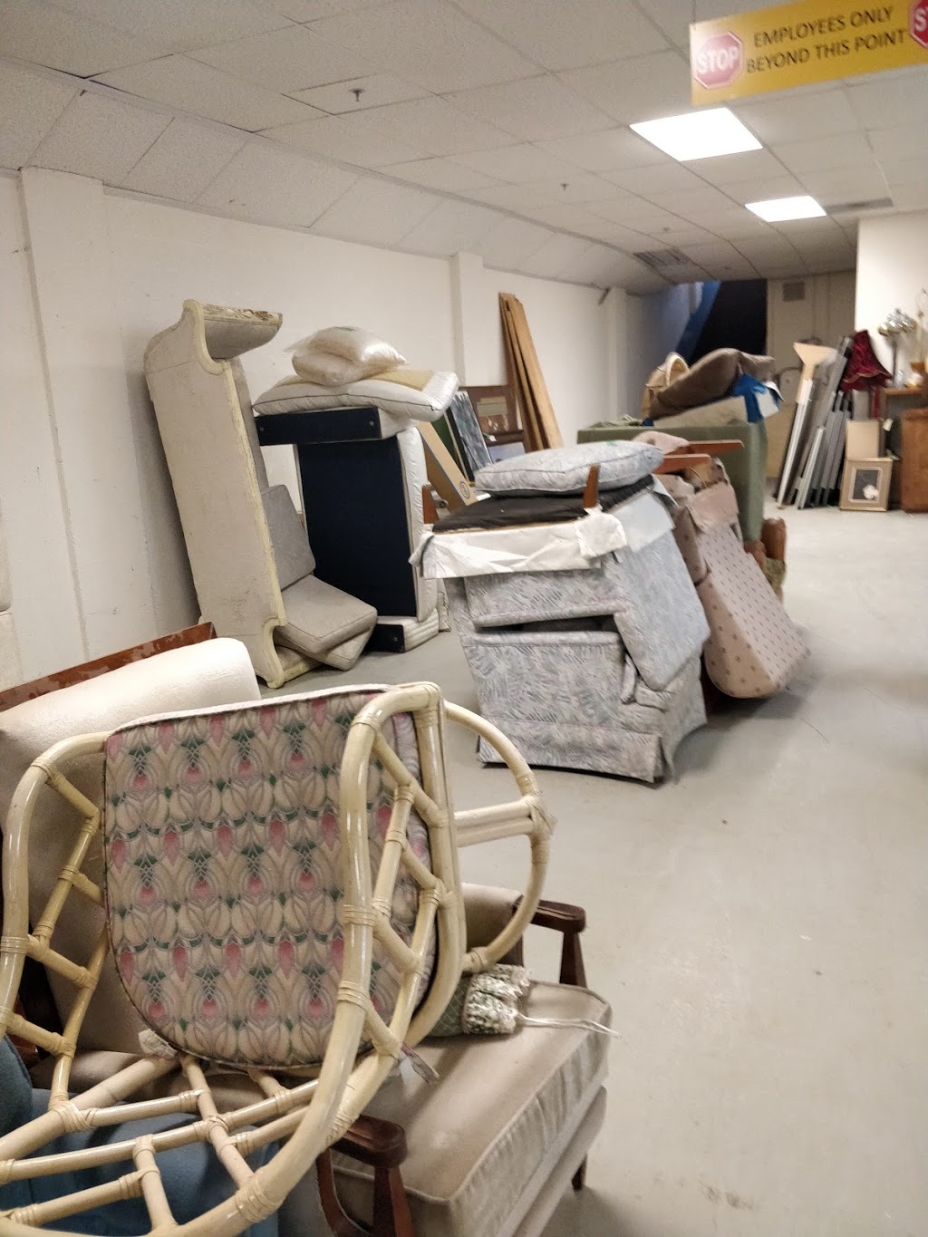 JRCC Furniture Depot | 1416 Centre St Unit 6, Thornhill, ON L4J 8A1, Canada | Phone: (416) 222-7105