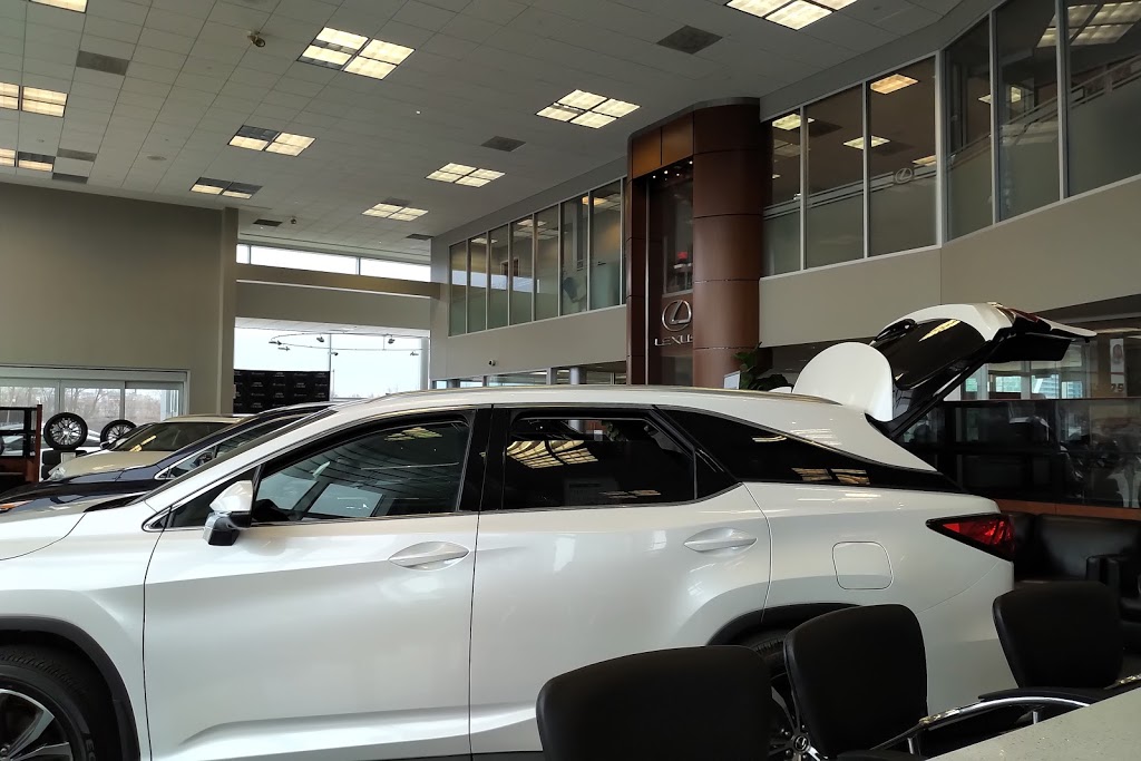 Lexus On The Park | 1075 Leslie St, North York, ON M3C 2J7, Canada | Phone: (416) 391-1600