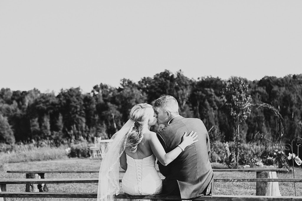 Heather Prosser Photography | 6835 Clemens Rd, Tyrone, ON L1C 5R7, Canada | Phone: (905) 442-4141