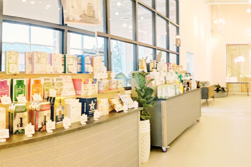 Moss Beauty & Lashes | 3215 Hwy 7 g1, Markham, ON L3R 3P3, Canada | Phone: (905) 470-0000