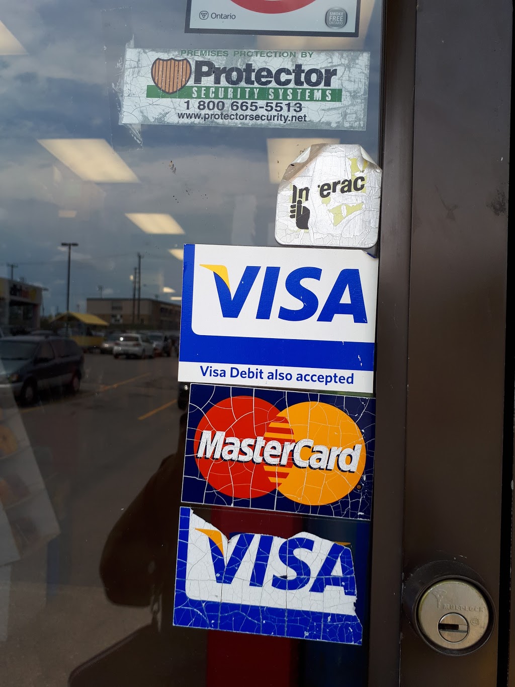 Looney Tooney Plus Brantford | 603 Colborne St, Brantford, ON N3S 3M7, Canada | Phone: (519) 720-0005